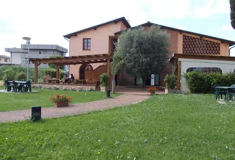 Hotelli La Vecchia Fornace