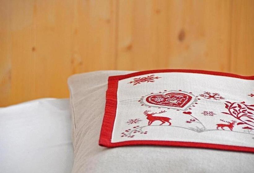 ホテル Malga Passerella