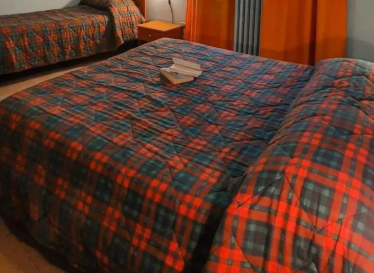 ホテル Mediterraneo