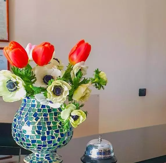 ホテル Mediterraneo