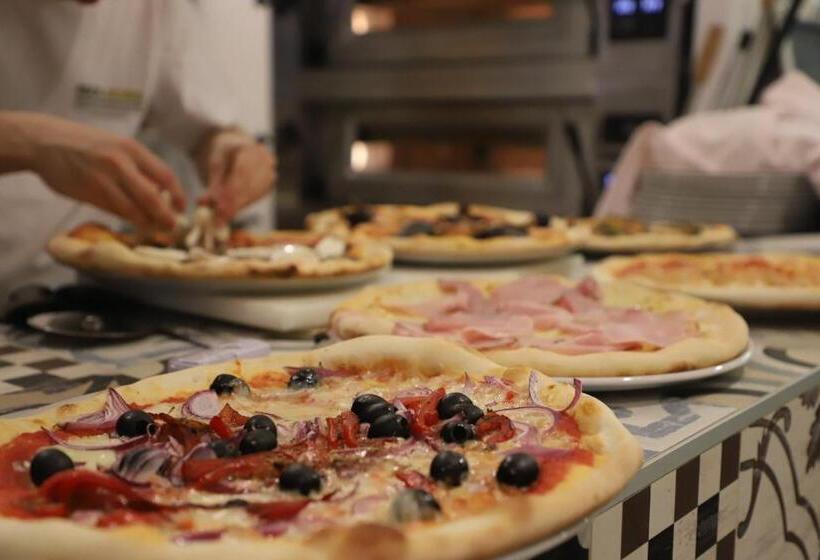 فندق Tizian Beach