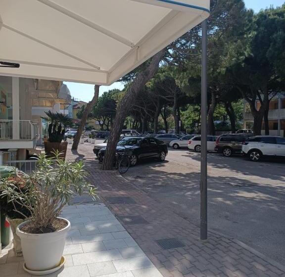 فندق Tizian Beach