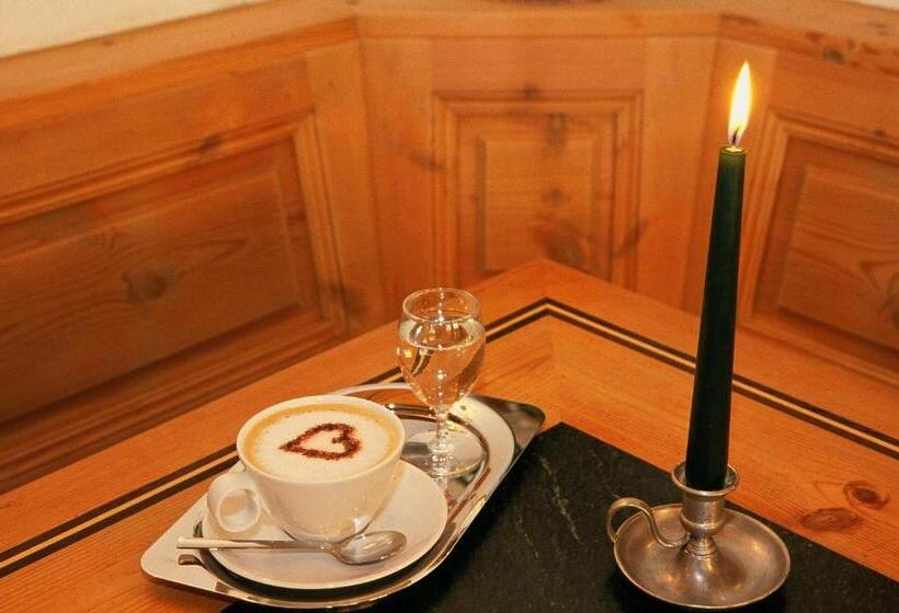 مبيت وإفطار Casa La Roda, Via Da Scola 2