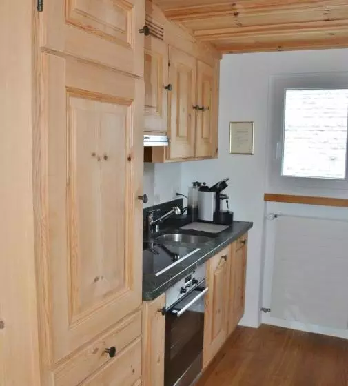 Aamiaismajoitus (B&B) Casa La Roda, Via Da Scola 2