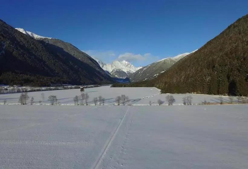 ベッドアンドブレックファースト Garni Renzler