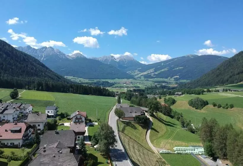 ベッドアンドブレックファースト Garni Renzler