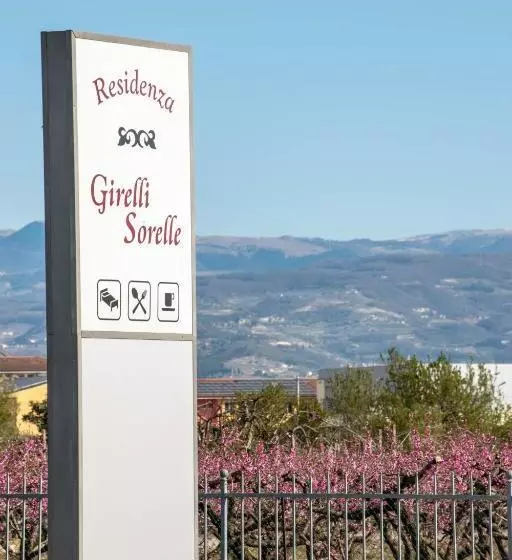 ベッドアンドブレックファースト Girelli Sorelle
