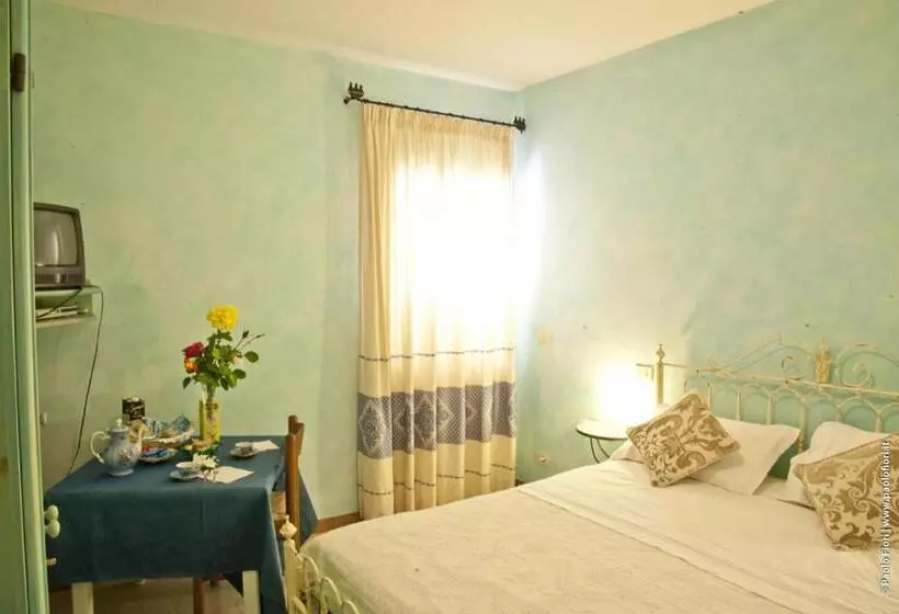Bed And Breakfast Li Paduli Alvi