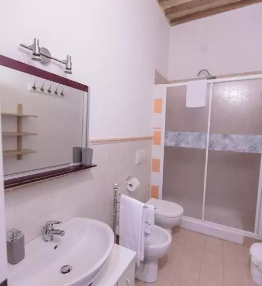 تختخواب و صبحانه Magnolia Comfort & Rooms