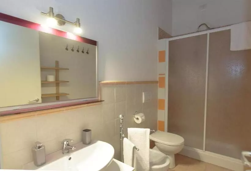 تختخواب و صبحانه Magnolia Comfort & Rooms