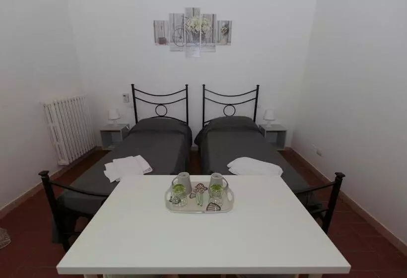 تختخواب و صبحانه Magnolia Comfort & Rooms