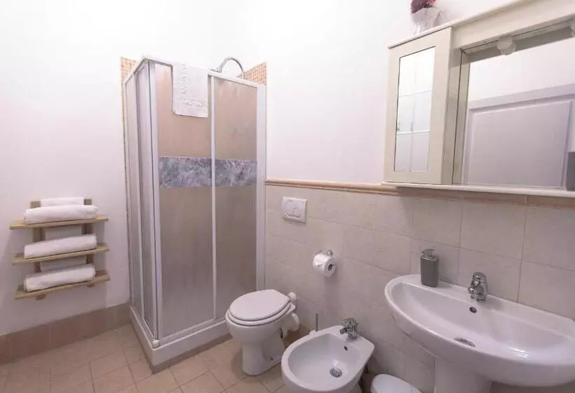 تختخواب و صبحانه Magnolia Comfort & Rooms