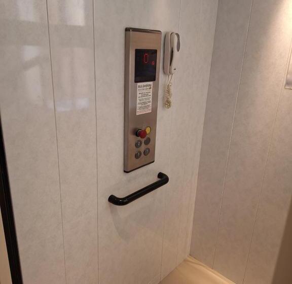 تختخواب و صبحانه Pigiotto