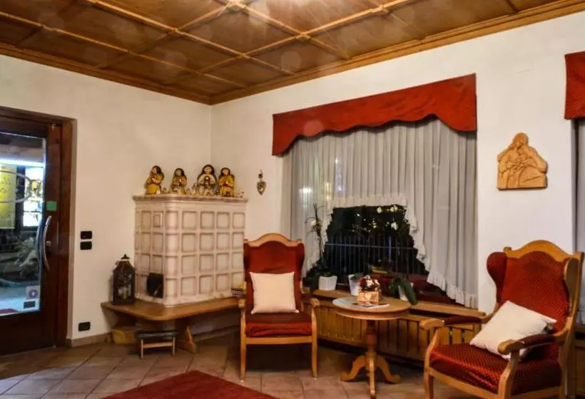 ベッドアンドブレックファースト Villa Lucin