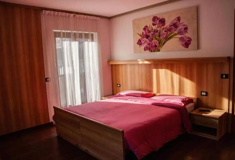 ベッドアンドブレックファースト Villa Lucin