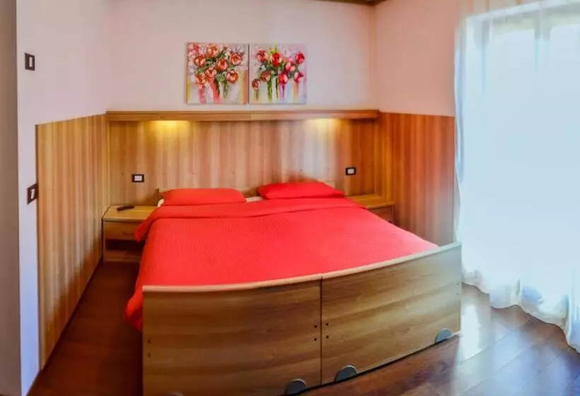 ベッドアンドブレックファースト Villa Lucin