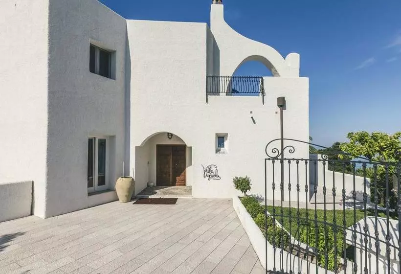 Aamiaismajoitus (B&B) Villa Vignola