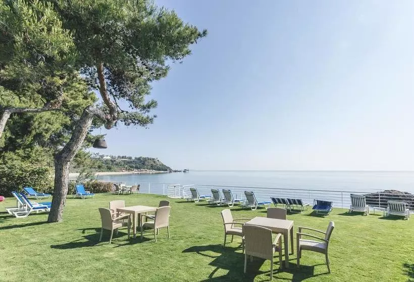Aamiaismajoitus (B&B) Villa Vignola
