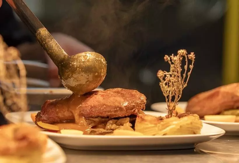 Hotelli Auberge Du Bon Vivant