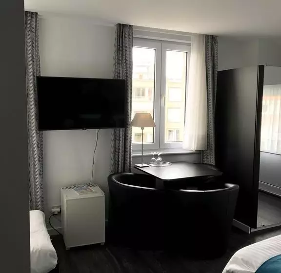 هتل L.a De Panne