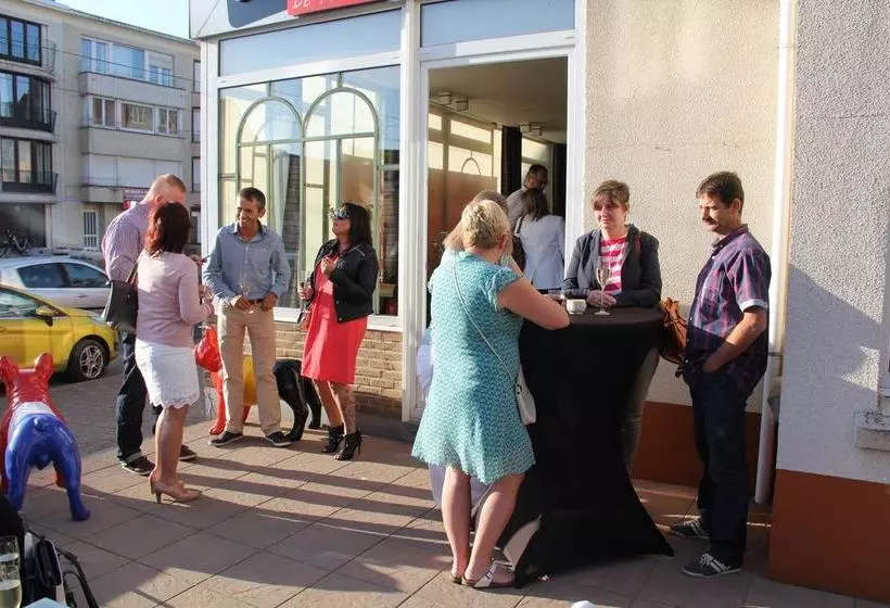 هتل L.a De Panne