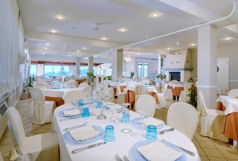 בית מלון כפרי Le Cave