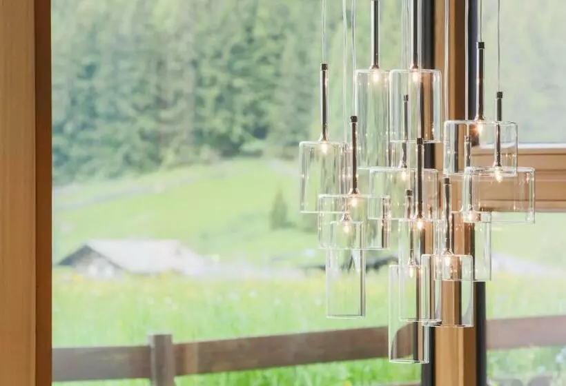 ホテル Saleghes Dolomites Residence