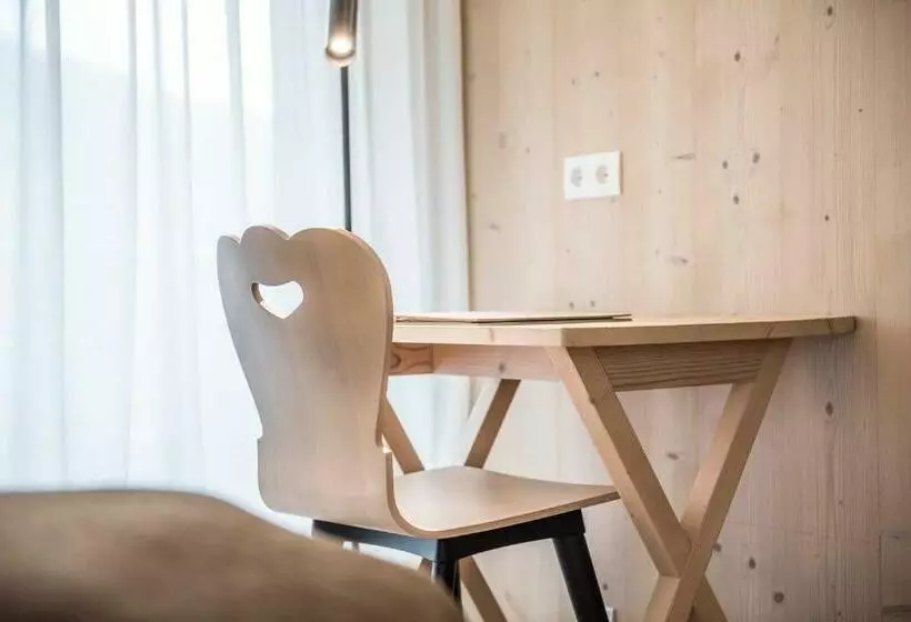 ホテル Saleghes Dolomites Residence