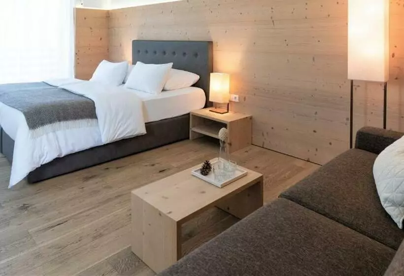 ホテル Saleghes Dolomites Residence