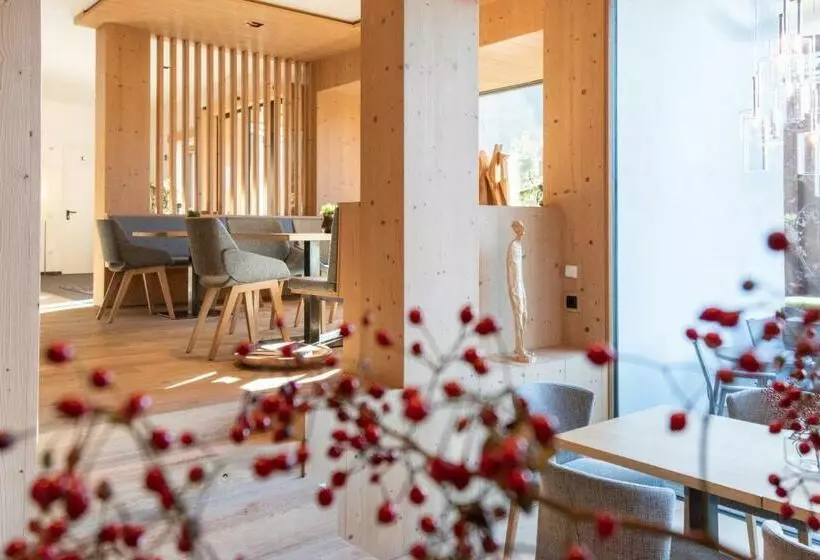ホテル Saleghes Dolomites Residence