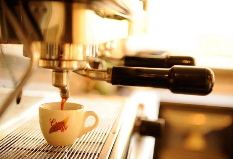 Отель Sport Robert