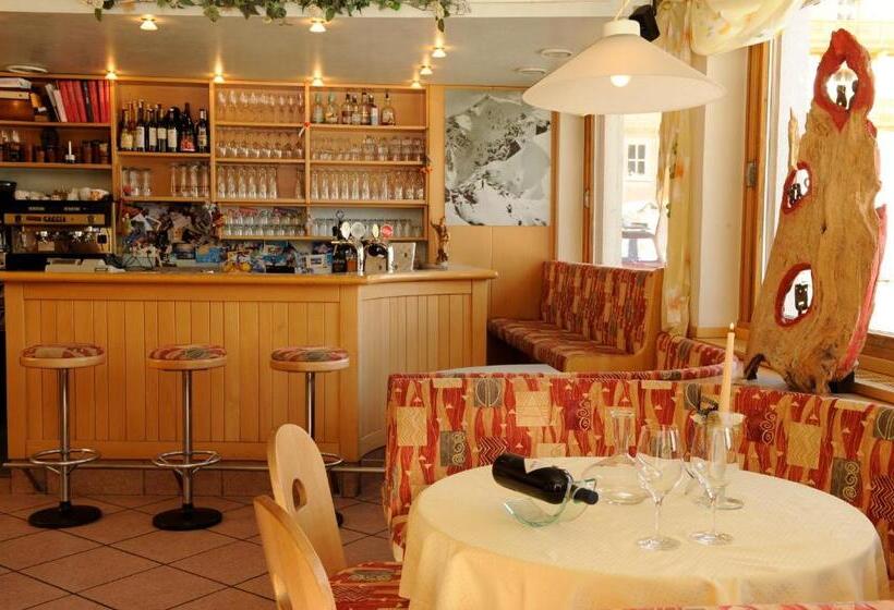 Отель Sport Robert