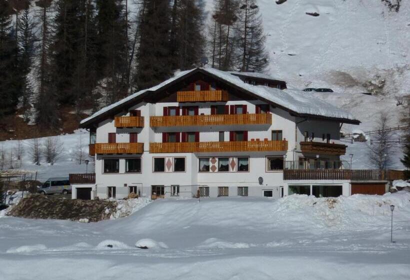 Отель Sport Robert