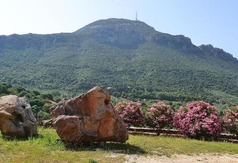 בית מלון כפרי Turismo Rurale Belvedere Pradonos