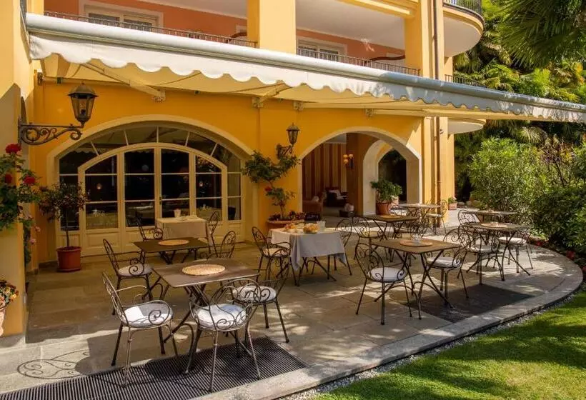 هتل Villa Palmira Kinderfreies