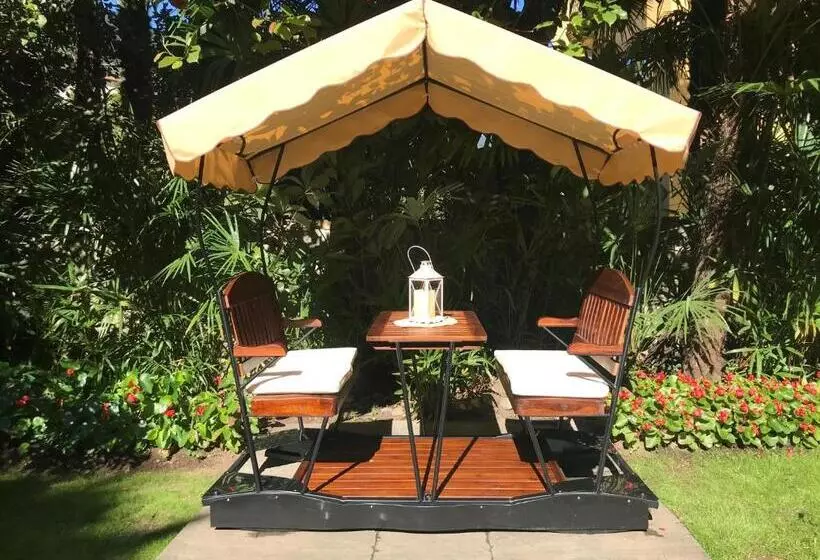 هتل Villa Palmira Kinderfreies