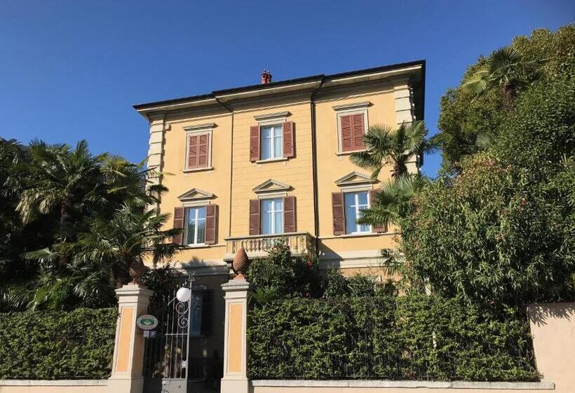 هتل Villa Palmira Kinderfreies