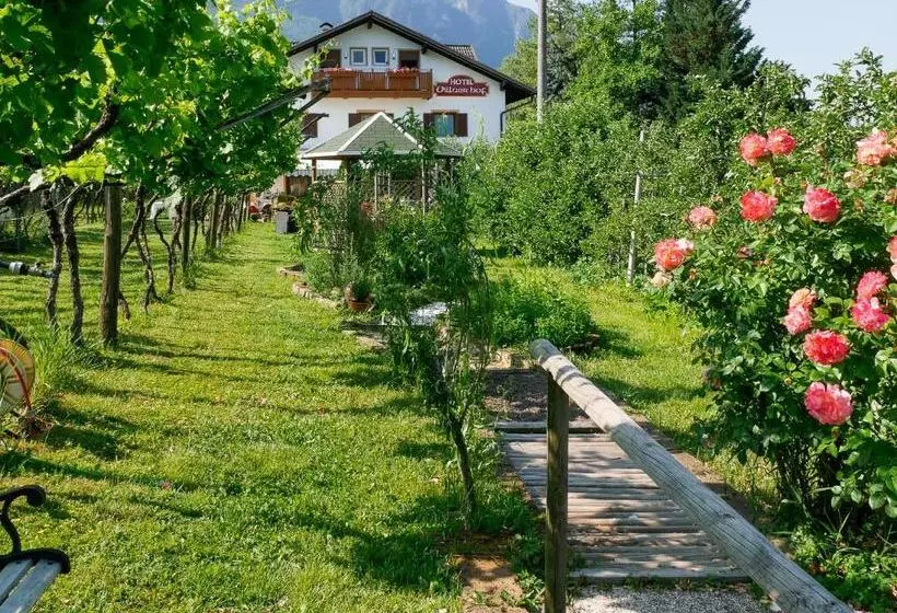 ホテル Villnerhof