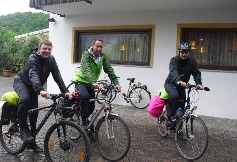 ホテル Villnerhof