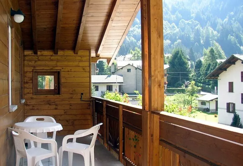 Residenssi Baita Dei Pini