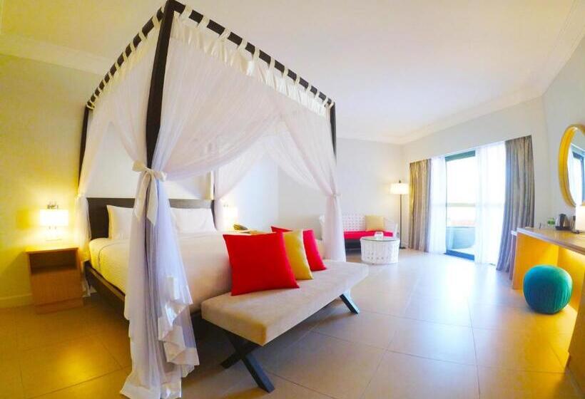 Sand & Sandals Desaru Beach Resort & Spa