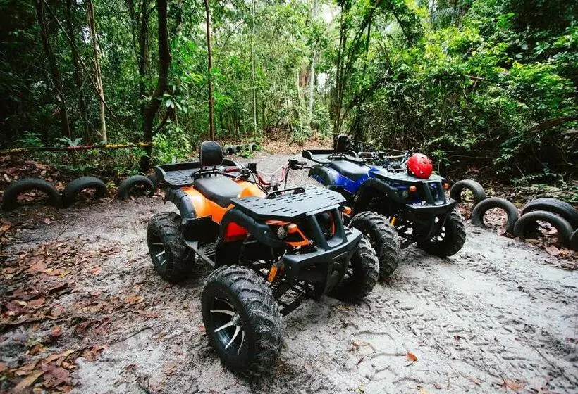 Sand & Sandals Desaru Beach Resort & Spa