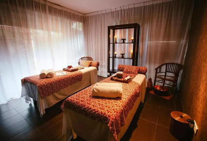 Sand & Sandals Desaru Beach Resort & Spa