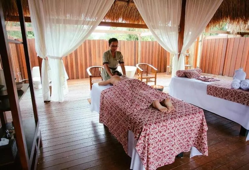 Sand & Sandals Desaru Beach Resort & Spa