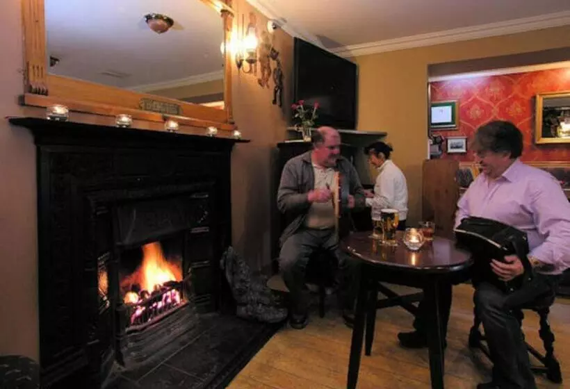 The Anvil Bar B&b