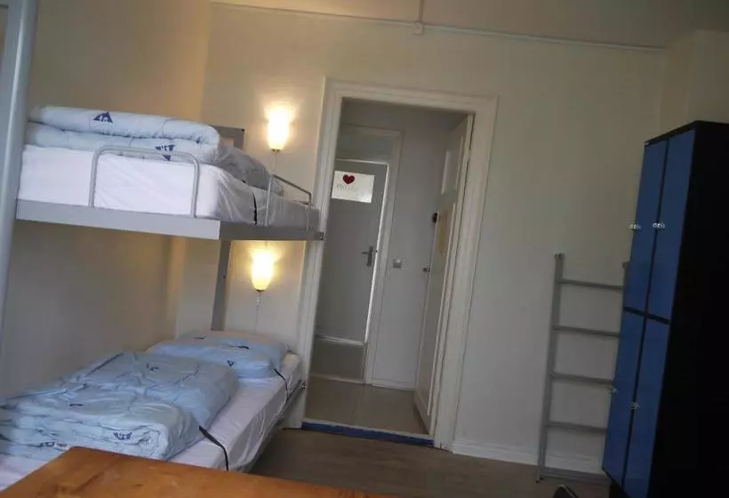 Femmasteren Hotel & Hostel