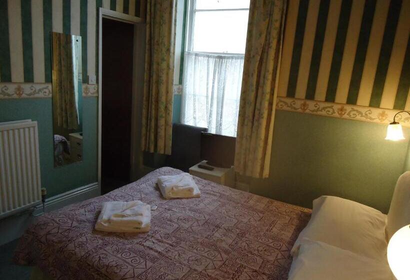 בית מלון כפרי Abbey Court