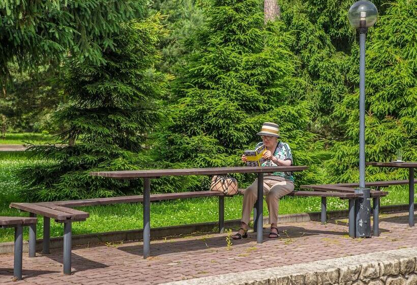 בית מלון כפרי Atlas Park