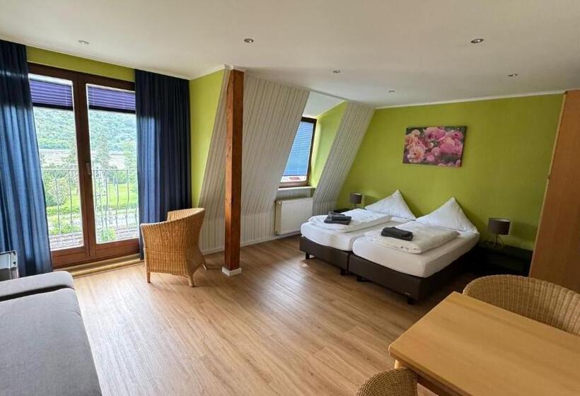 فندق Bacharacher Hof