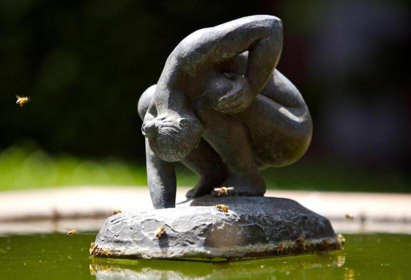 هتل Casa De La Real Aduana Boutique